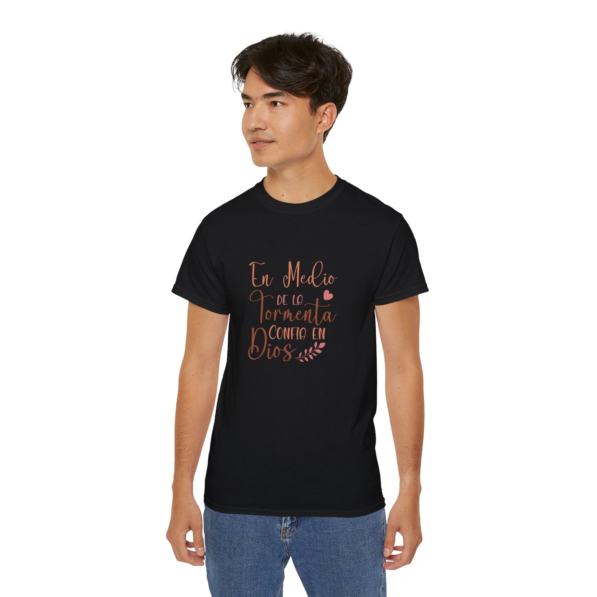 EN MEDIO DE LA TORMENTA CONFIA EN DIOS Christian Spanish Unisex T-shirt Printify