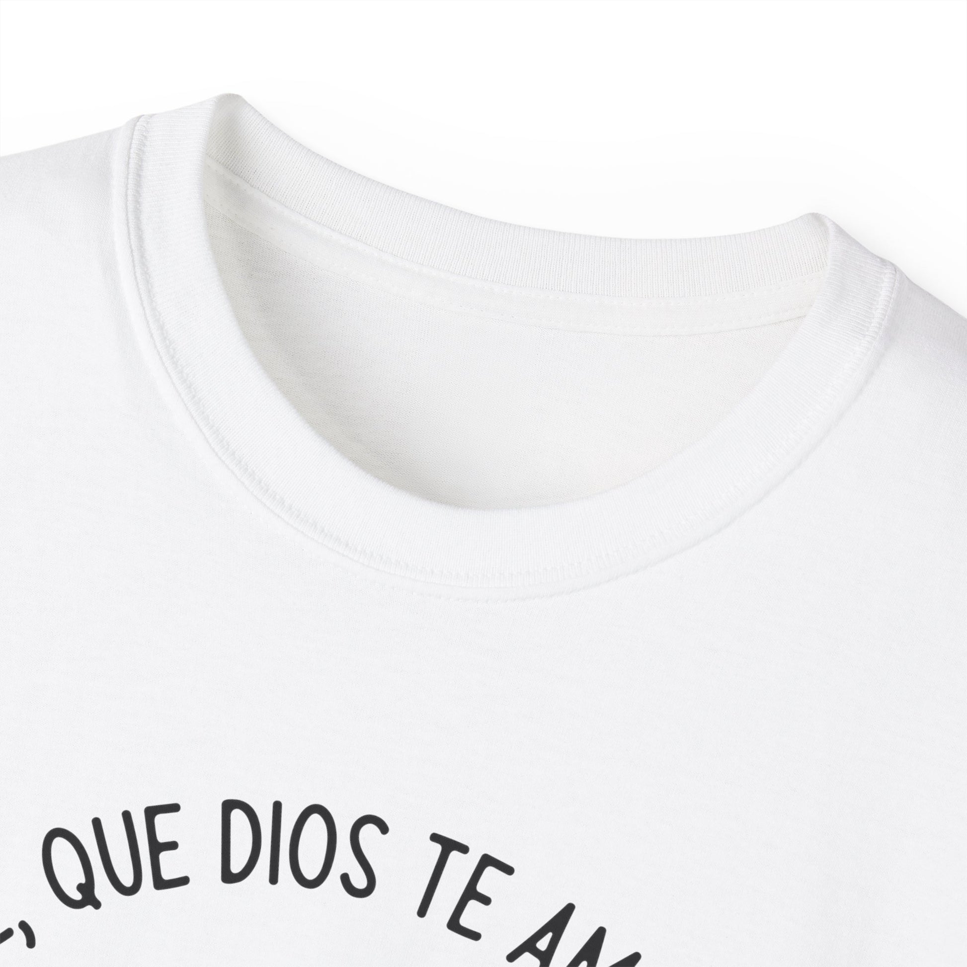 SONRIE QUE DIOS TE AMA CON AMOR ETERNO Christian Spanish Unisex T-shirt Printify