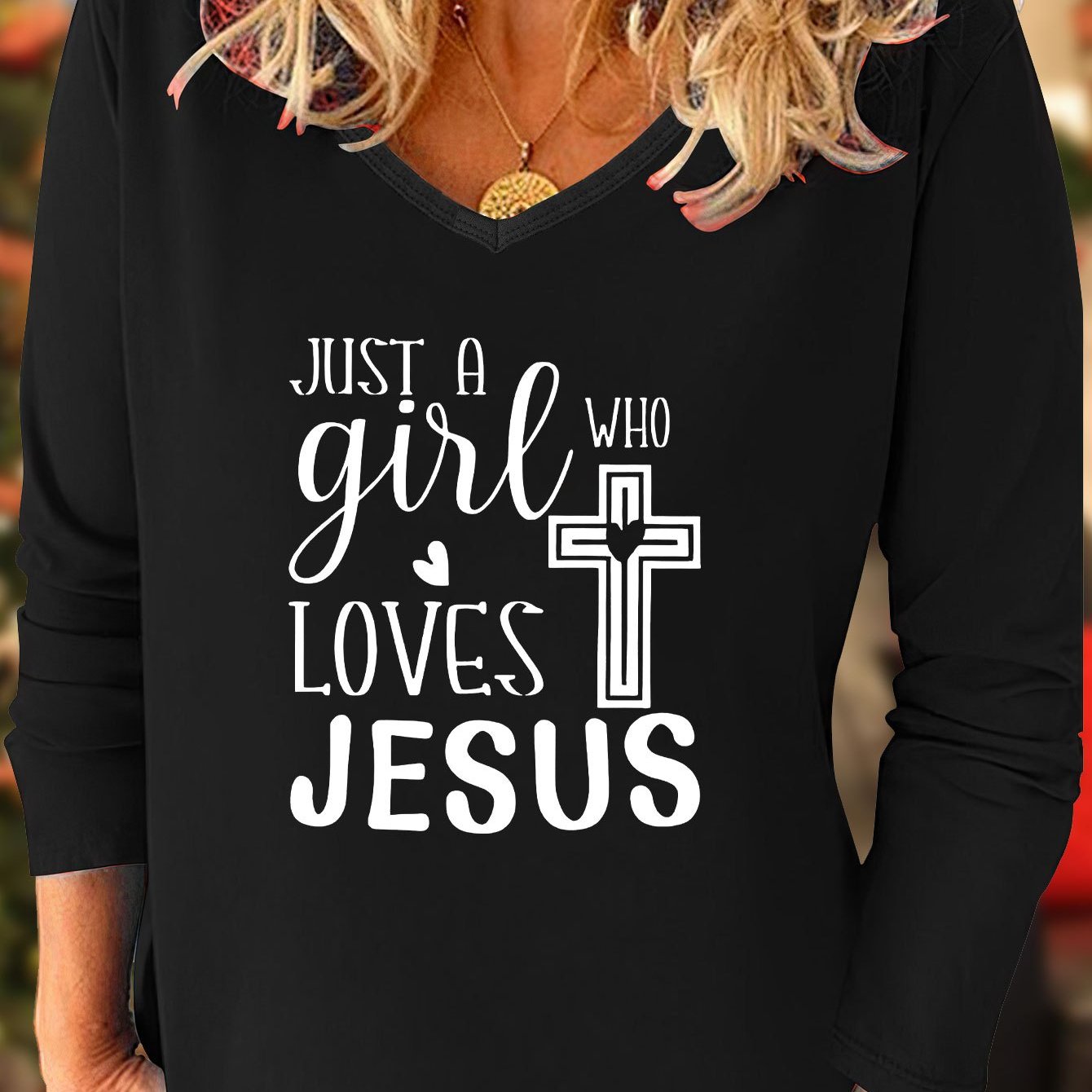 Just A Girl Who Loves Jesus Women's Pullover Sweatshirt claimedbygoddesigns