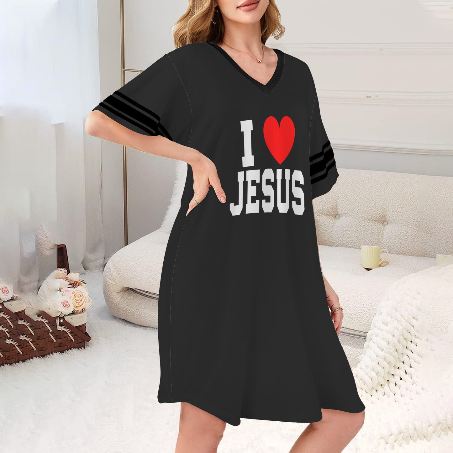 I Love Jesus Christian Women's V-Neck Short Sleeved Nightdresses