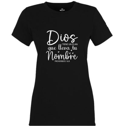 Dios Tiene Un Plan Que Lleva Tu Nombre - Women's Christian Faith Spanish T-Shirt Inspirational Bible Verse Tee - ClaimedbyGodDesigns