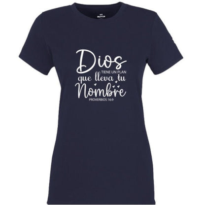 Dios Tiene Un Plan Que Lleva Tu Nombre - Women's Christian Faith Spanish T-Shirt Inspirational Bible Verse Tee - ClaimedbyGodDesigns