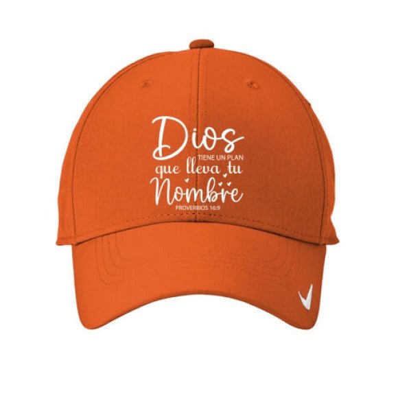 DIOS TIENE UN PLAN Adult Spanish Christian Hat - ClaimedbyGodDesigns