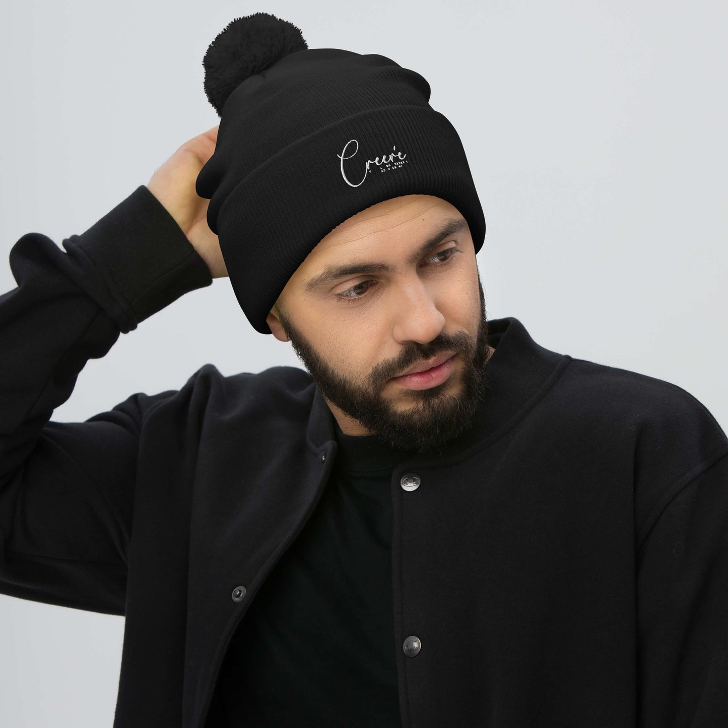 Creere todo lo que necesito esta en mi Spanish Christian Pom-Pom Beanie