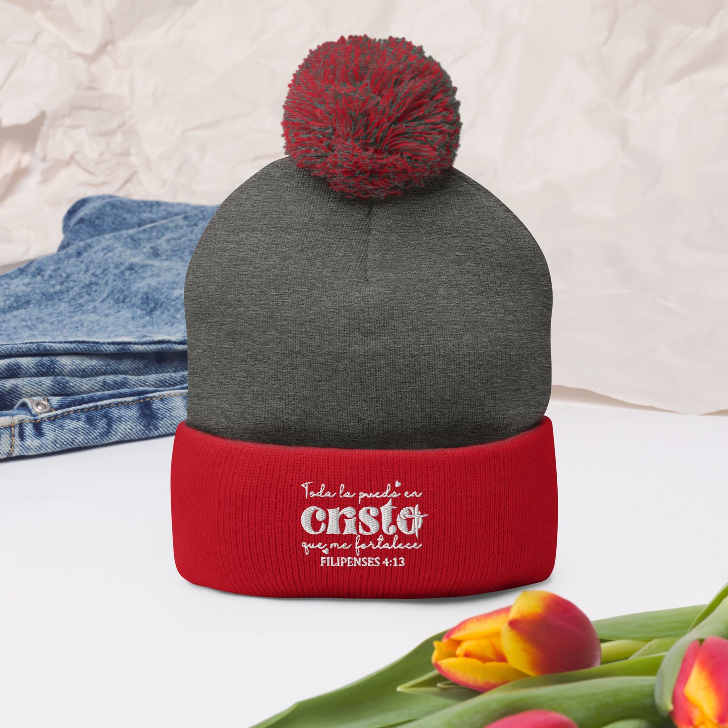 Todo La Puedo En Cristo Que Me Fortalece Spanish Christian Pom-Pom Beanie