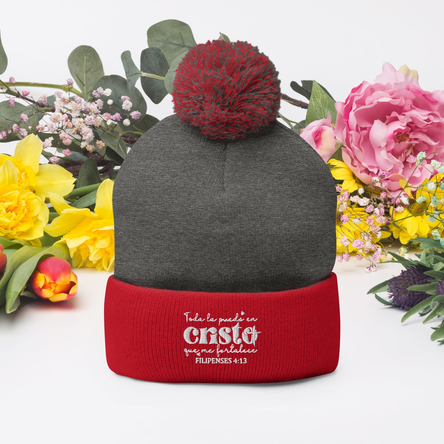 Todo La Puedo En Cristo Que Me Fortalece Spanish Christian Pom-Pom Beanie