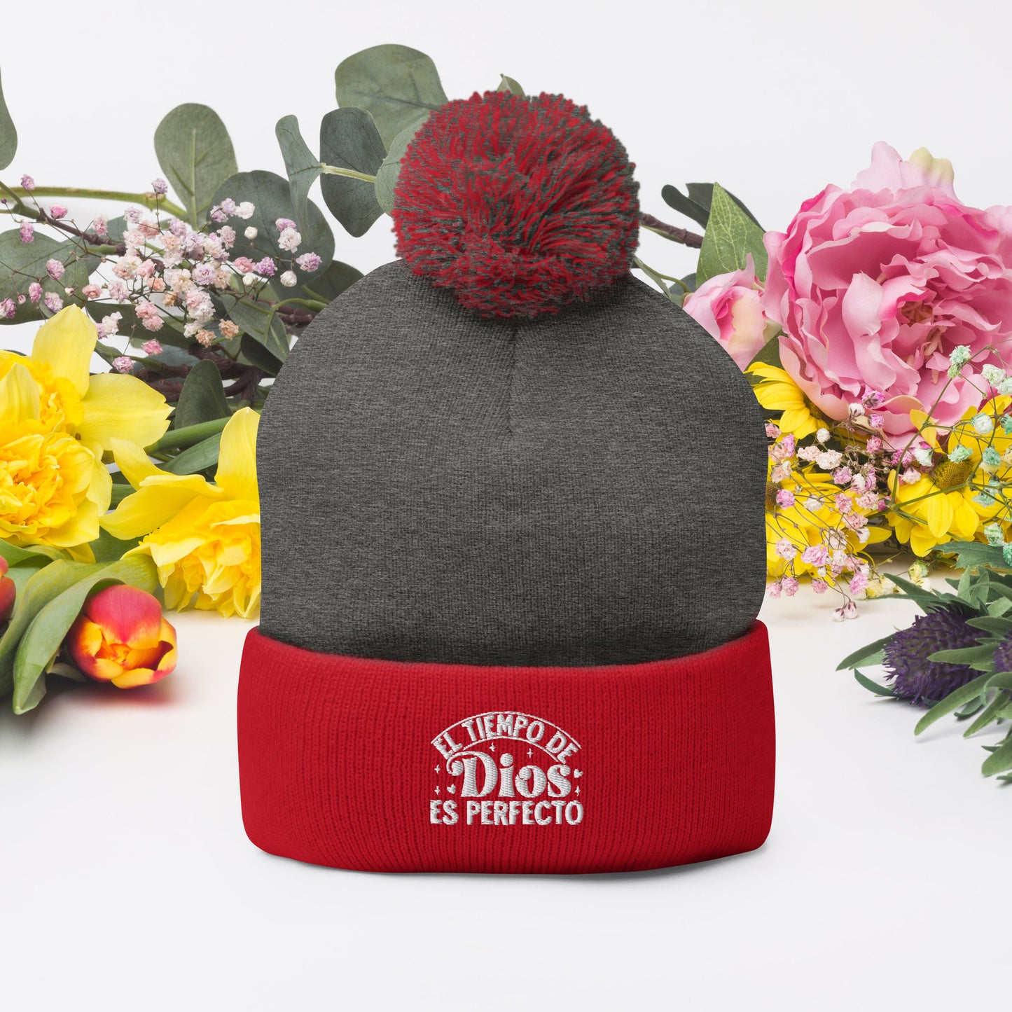 El Tiempo De Dios Es Perfecto Spanish Christian Pom-Pom Beanie